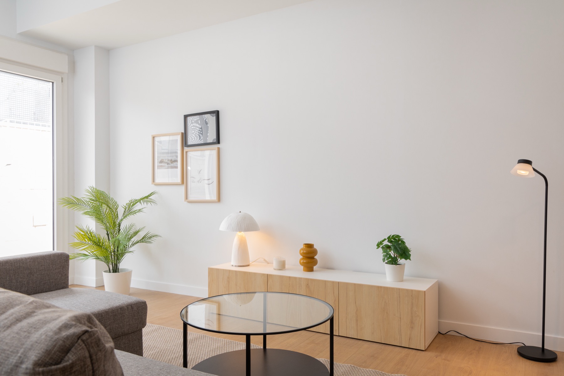Visit the R3 show flat — 1 bedroom (1)